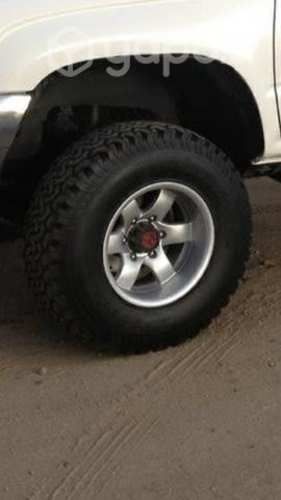 NEUMATICOS BF GOODRICH AT 31 10,5 r15 LLANTAS 8,5"