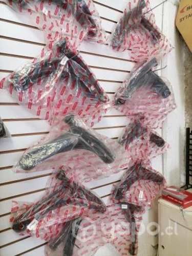 Bandejas el par (yaris todos los años)