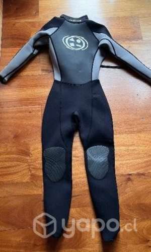 Traje de neopreno talla 10