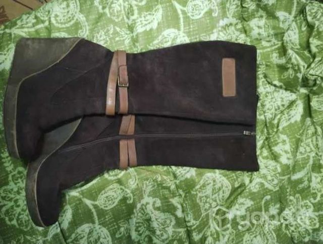 Botas cuero marca via uno