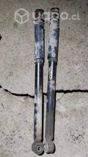 Amortiguadores traseros Renault Duster 2020