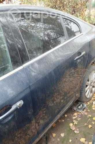 Puerta trasera izquierda volvo s60