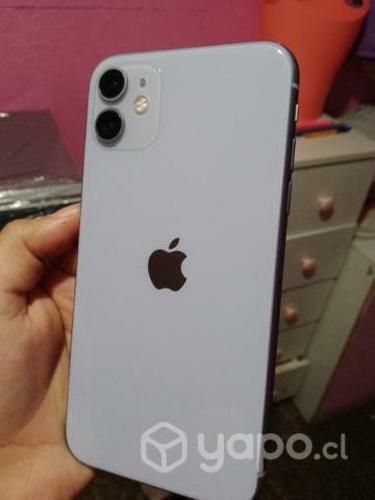 IPhone 11 (morado)