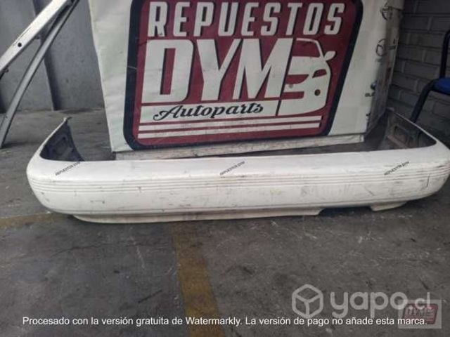 Parachoque Trasero Nissan V16 con Refuerzo