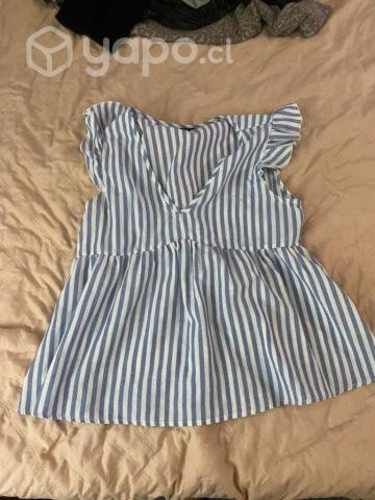 Blusas y poleras nuevas