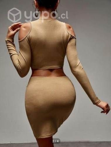 Conjunto polera y falda