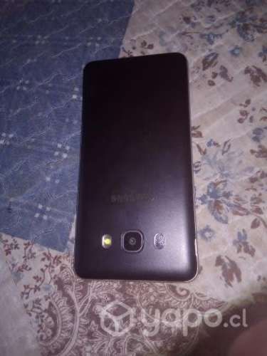 Celular Samsung modelo SM j5