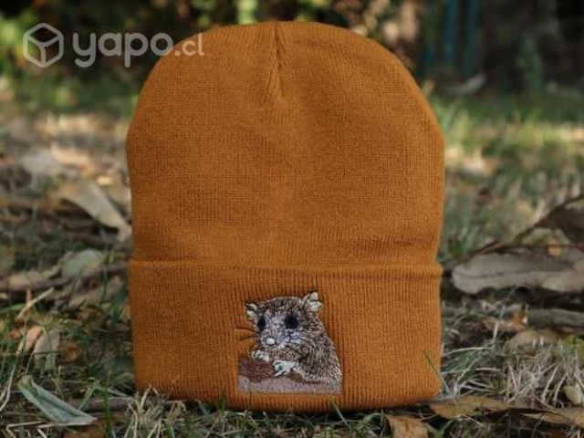 Gorros de invierno Bordados con Fauna Chilena