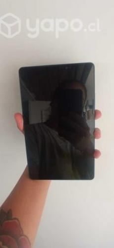 Tablet Huawei Matepad T8 y accesorios