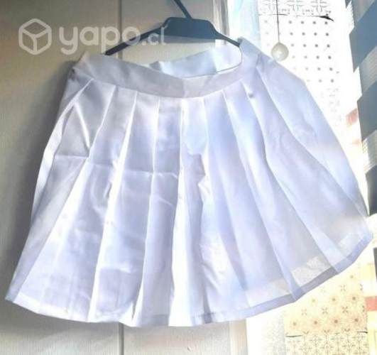 Falda tableada blanca