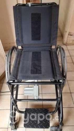 Silla de ruedas eléctrica vertical