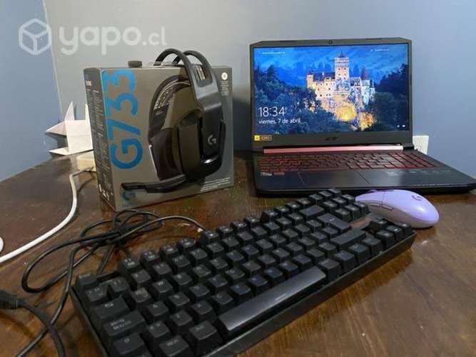 Notebook gamer nitro 5 con periféricos