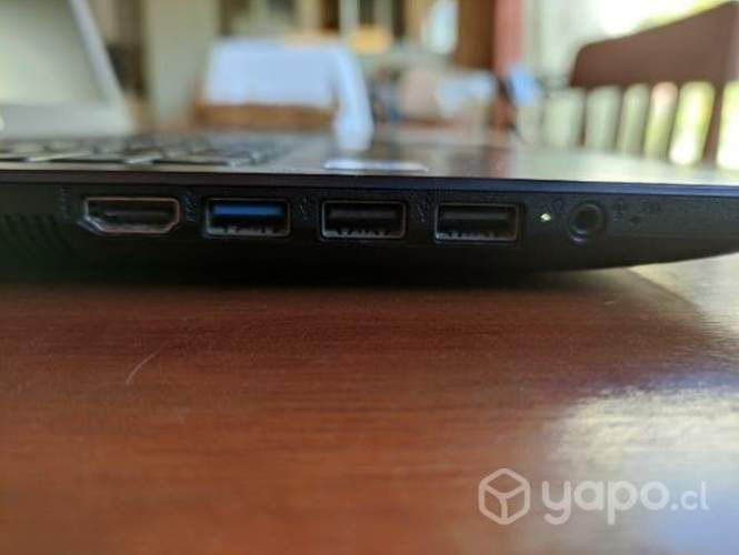 Laptop Asus VivoBook 15 X540UAR