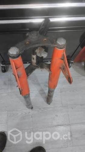 Par De Telescopicas De Moto Antigua. ( Tren Delan