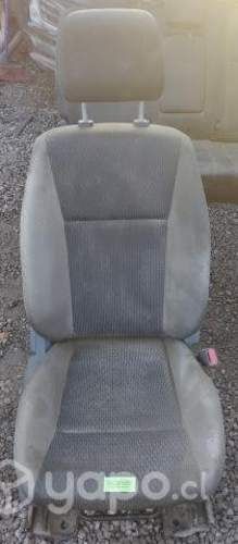 Juego Asientos (MZB107) Mazda BT50 2.2 Diesel