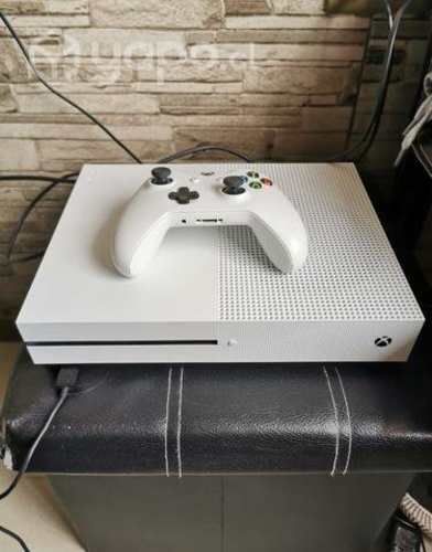 Xbox one s 1tera con 1 control