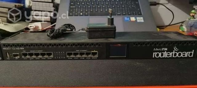 RB2011UIAS-RM MIKROTIK Rack-1U  LCD