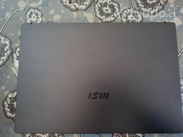 Laptop MSI modern 14 B5M
