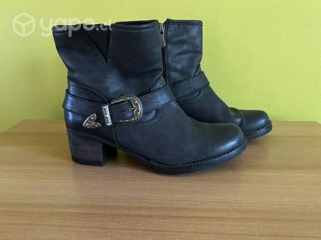 Botas Pollini
