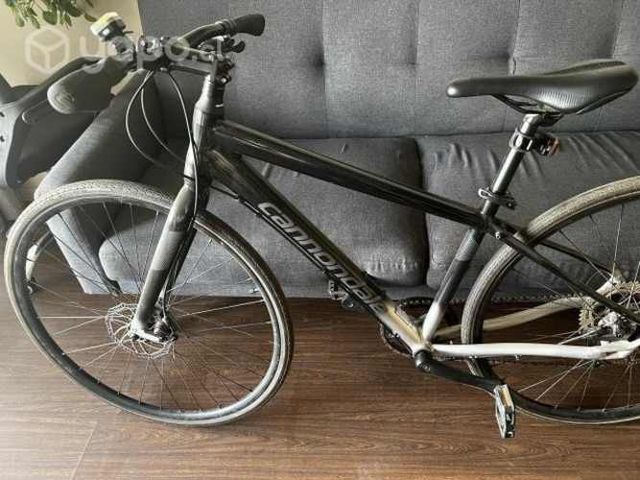 Bicicleta Cannondale Hibrida