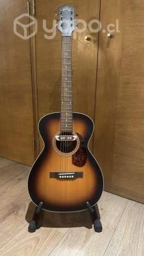 Guild M240E Troubadour - Guitarra Electroacustica