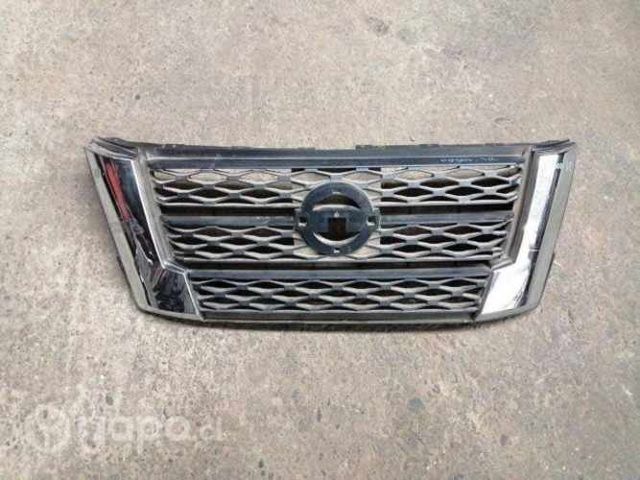 Mascara nissan np300 2021 original