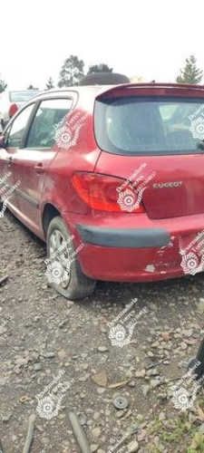 Puerta izquierda peugeot 307