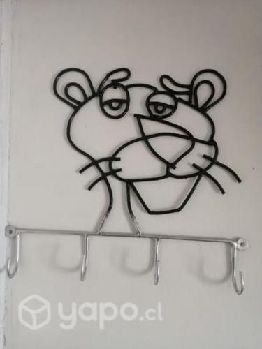 Perchero pantera rosa