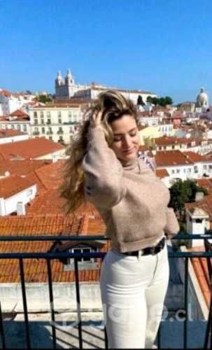 Lindo tejido cuello alto mangas globo