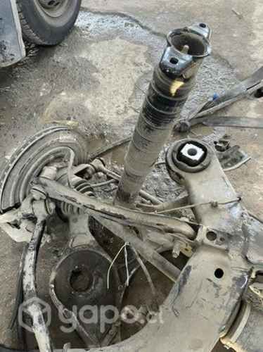 Bandeja trasera jeep Cherokee