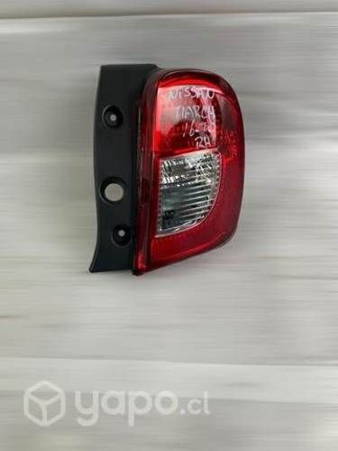 Foco trasero RH Nissan March 2016 2020