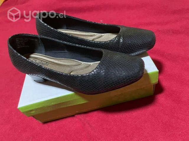 Zapatos negros chalada