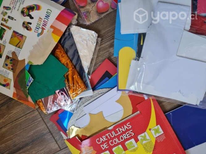 Textos escolares y materiales