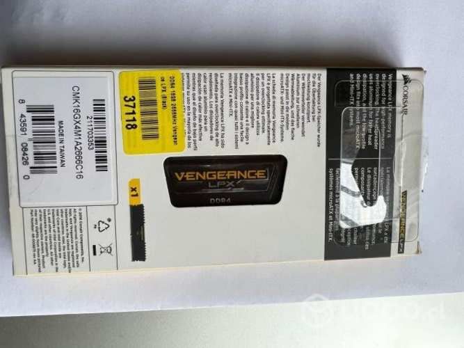 2 memorias Ram Corsair