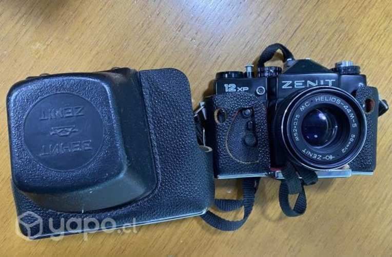 Cámara Análoga Zenit XP12