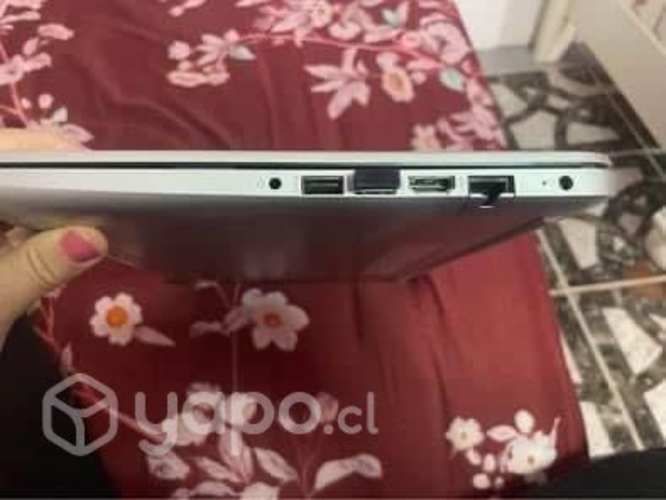 Notebook HP SI USO COMO NUEVO