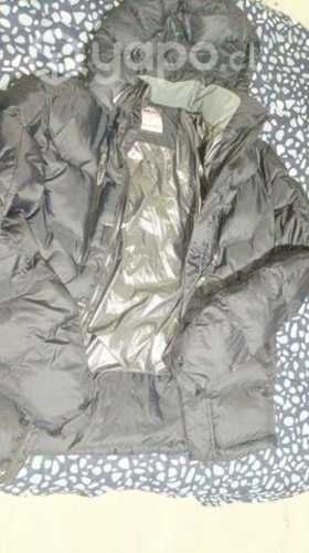 Chaqueta nueva térmica para la lluvia y acolchada