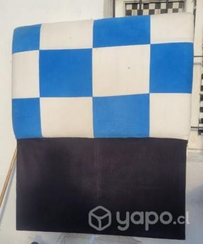 Cama de una plaza con respaldo