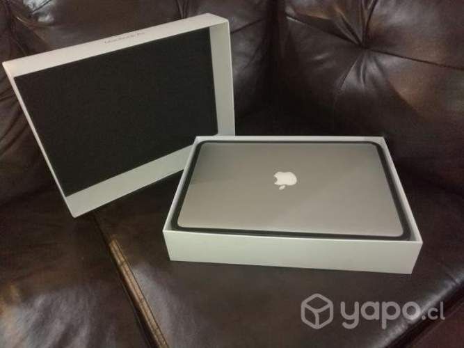 Macbook Air A1466. 2017, En Caja. PRENDE