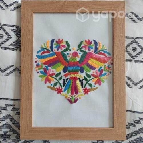 Cuadro bordado a mano enmarcado 35 x 26 cms