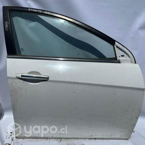 Puerta delantera derecha Geely Emgrand 2015