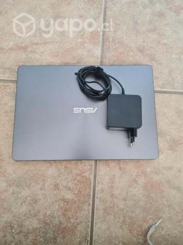 Notebook Asus i5 ultraliviano conversable