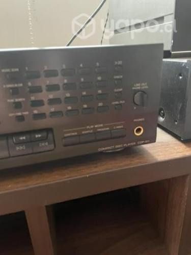 Sony compact Disk Player Vintage CDP-911