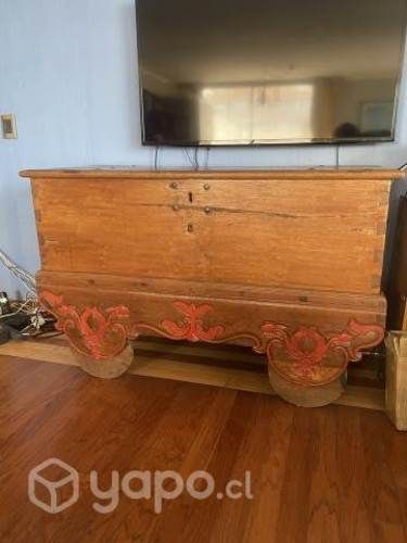 Baúl antiguo de Malasia