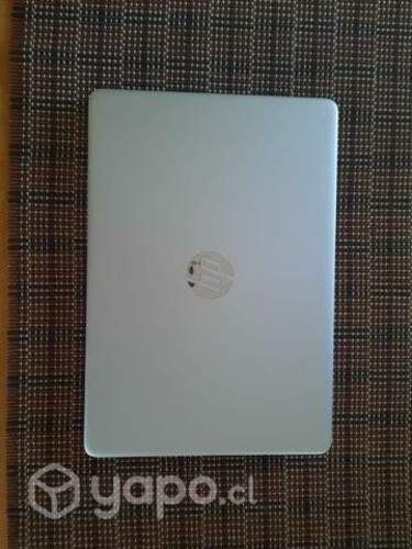 Notebook excelente estado poco uso