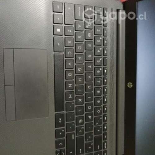 Computador HP+su cargador