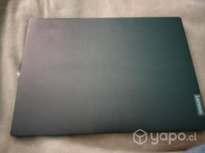 notebook Lenovo viene con su cargador