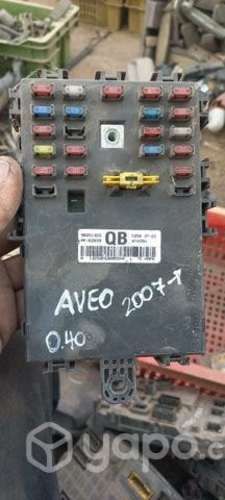 Caja fusibles interior chevrolet aveo