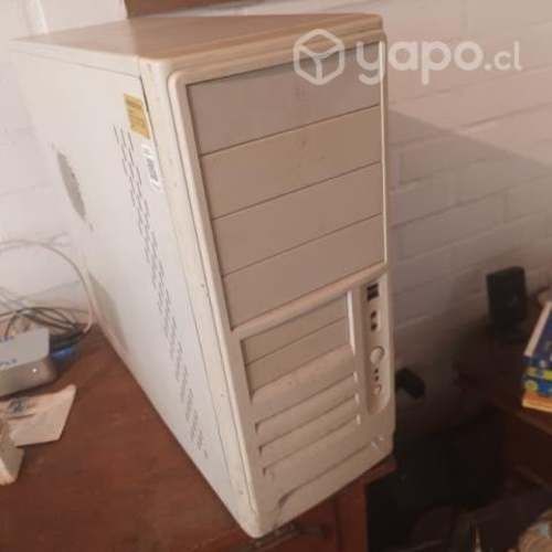 Excelente COMPUTADOR AMD