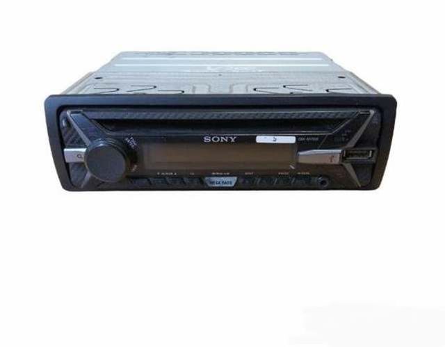 Radio Mitsubishi L Original Sony